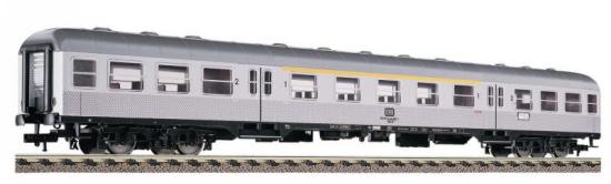 Local Passenger car 1st/2nd class type Abnb703<br /><a href='images/pictures/Fleischmann/5641.jpg' target='_blank'>Full size image</a>